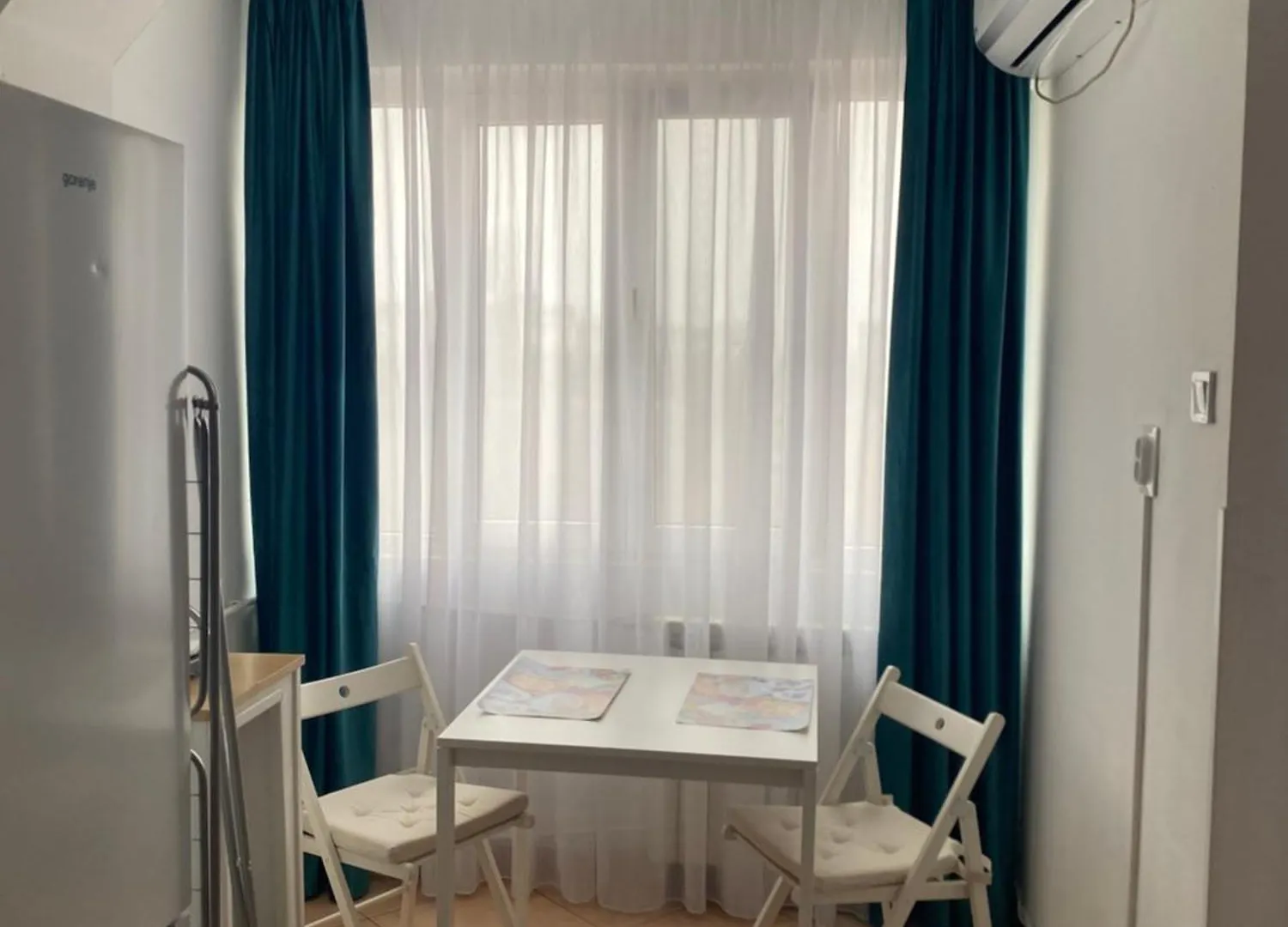 Studio Garsoniera 552 Bucureşti 0*,  România